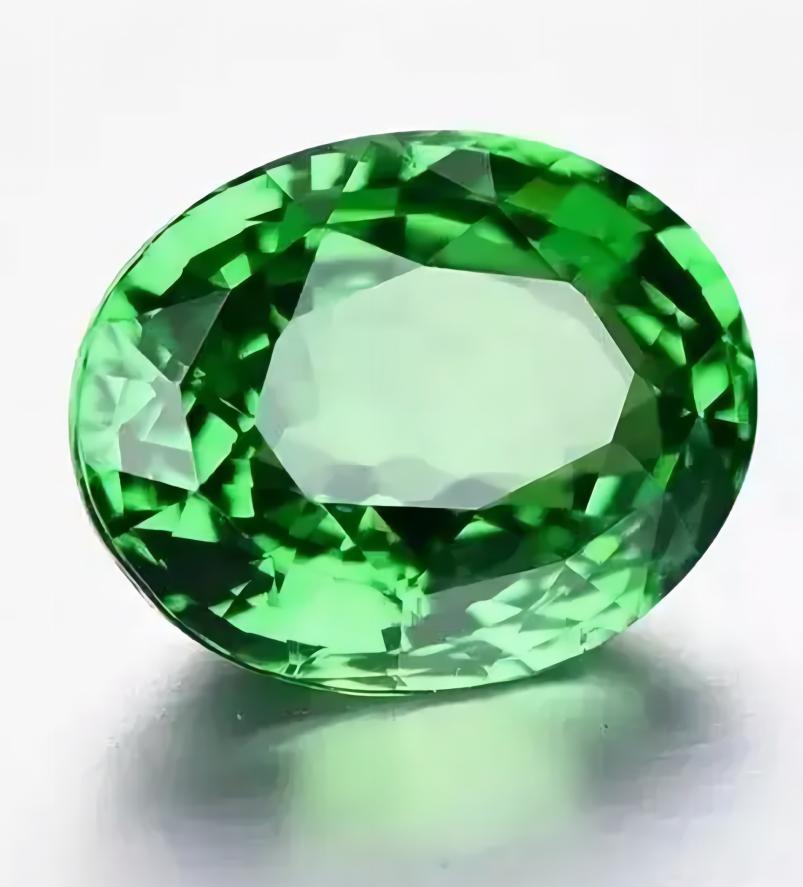 高端宝石级的石榴石,石榴石明星