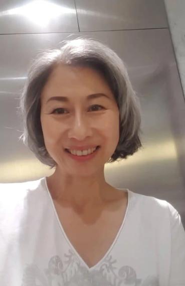 叶倩文与林子祥分别出生何年,叶倩文靠林子祥才出名吗