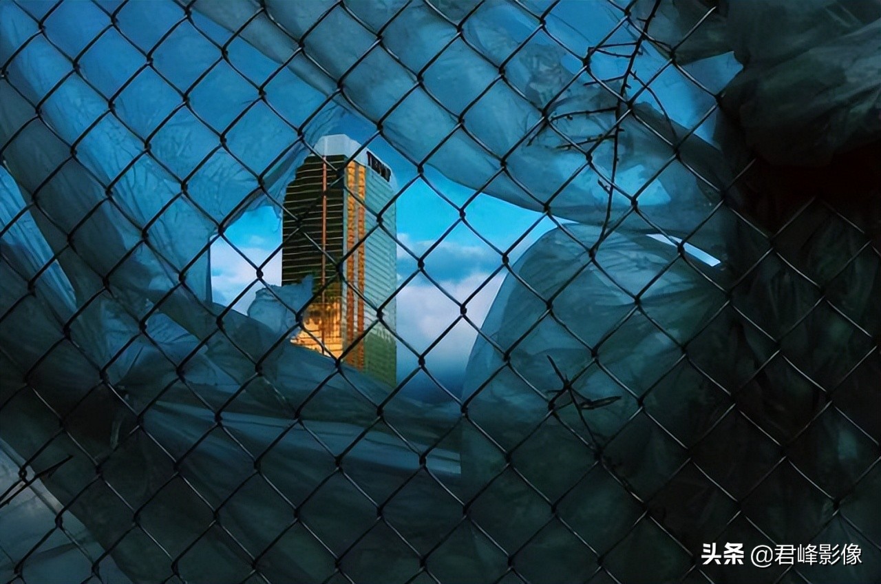 一部很经典的奥斯卡电影,这部仅有8分钟的奥斯卡最佳短片