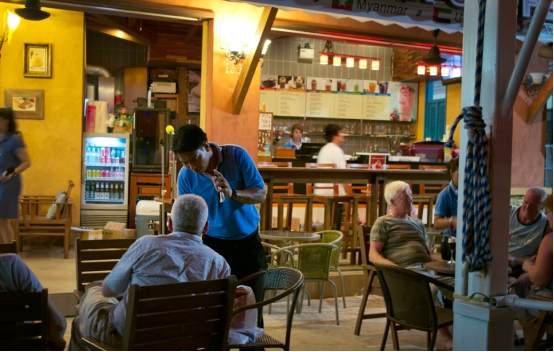 中日游客日本旅游,日本人来华旅游感受