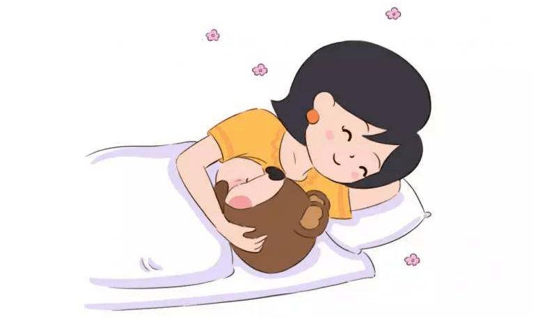 宝宝呛奶窒息几分钟会影响大脑,宝宝防止呛奶的正确姿势