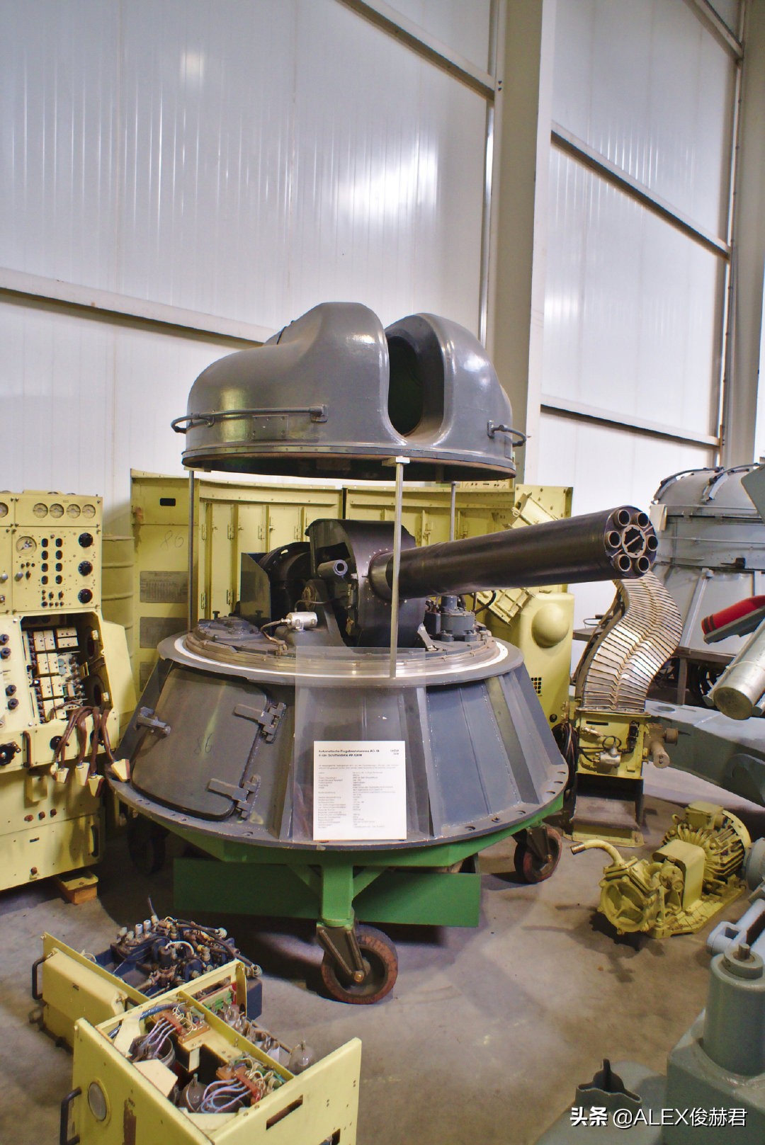 ak176毫米舰炮视频,中国军用ak630舰炮