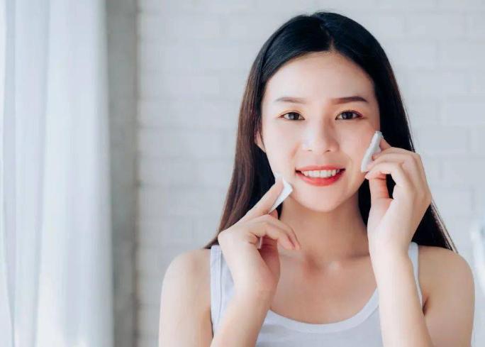 女生生理痛的时候要注意什么,女生生理痛什么时候开始