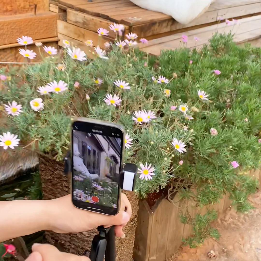 一条视频教会你如何用自拍杆给自己拍短片#手机支架