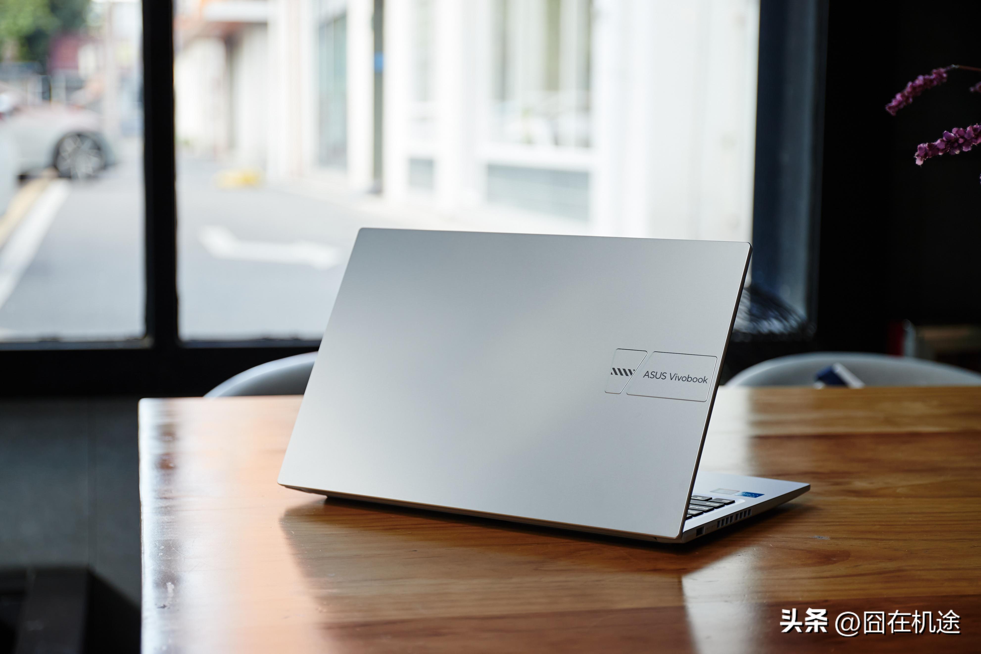 2022华硕无畏15酷睿版是高色域吗,华硕无畏15propubg测评