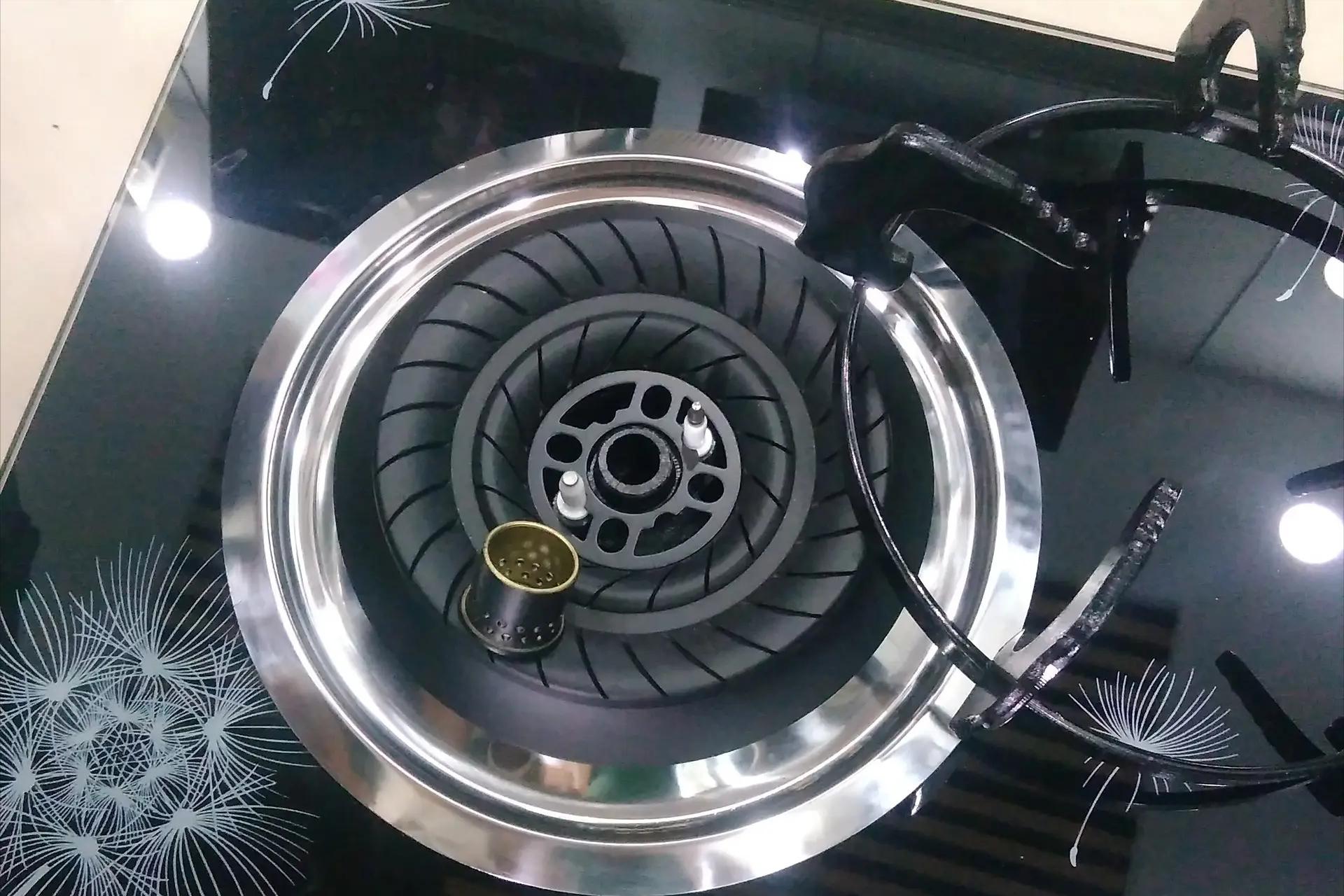 燃气灶打着后十几秒自动熄火,有熄火保护的燃气灶打着又灭