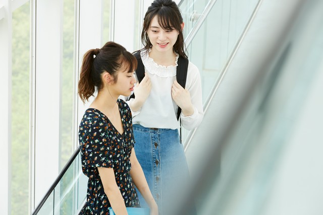 如何与双鱼座女生谈恋爱,跟双鱼座女生谈恋爱注意什么