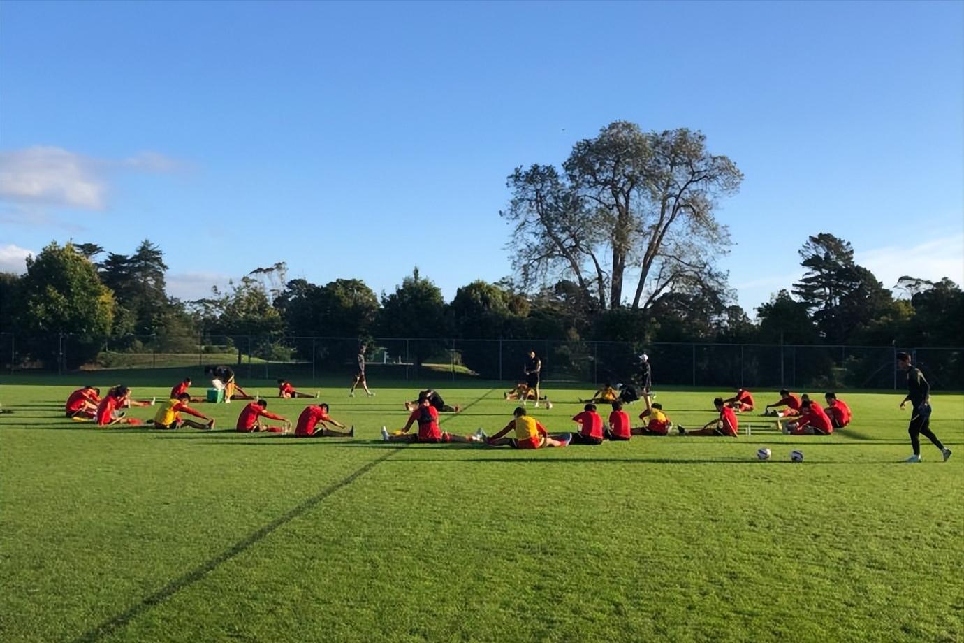 国足新西兰事件,国足前往新西兰训练