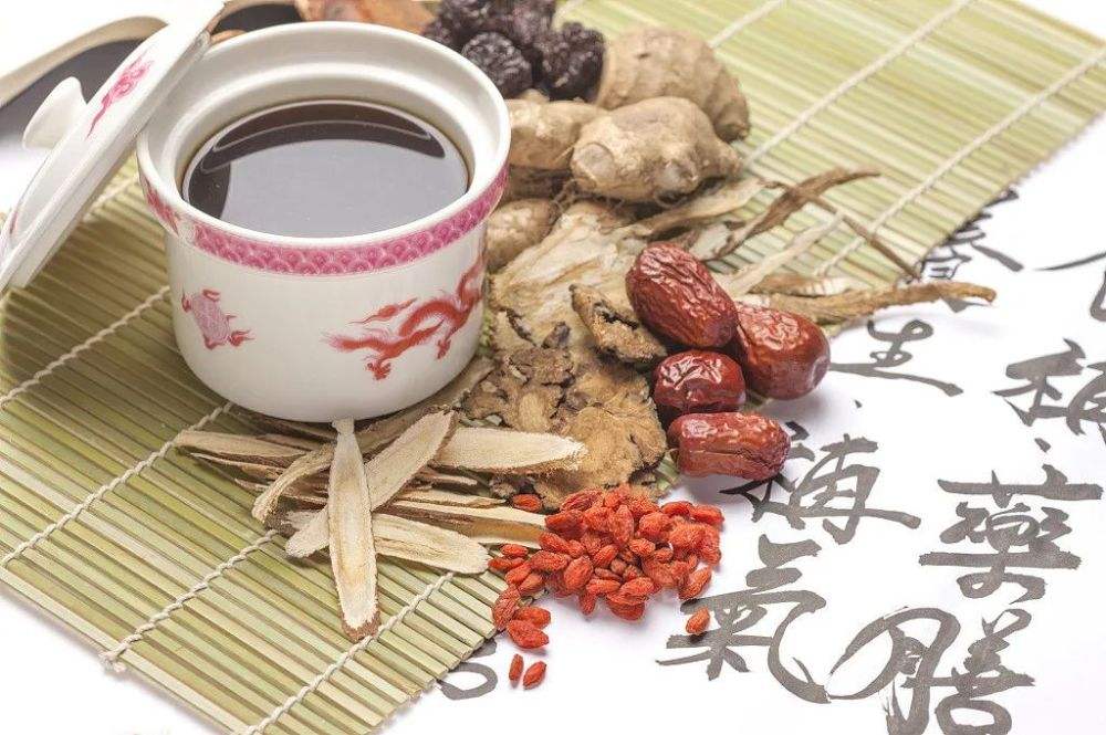 月经推迟怎么办中医妙招教你调,女性月经推迟调理视频