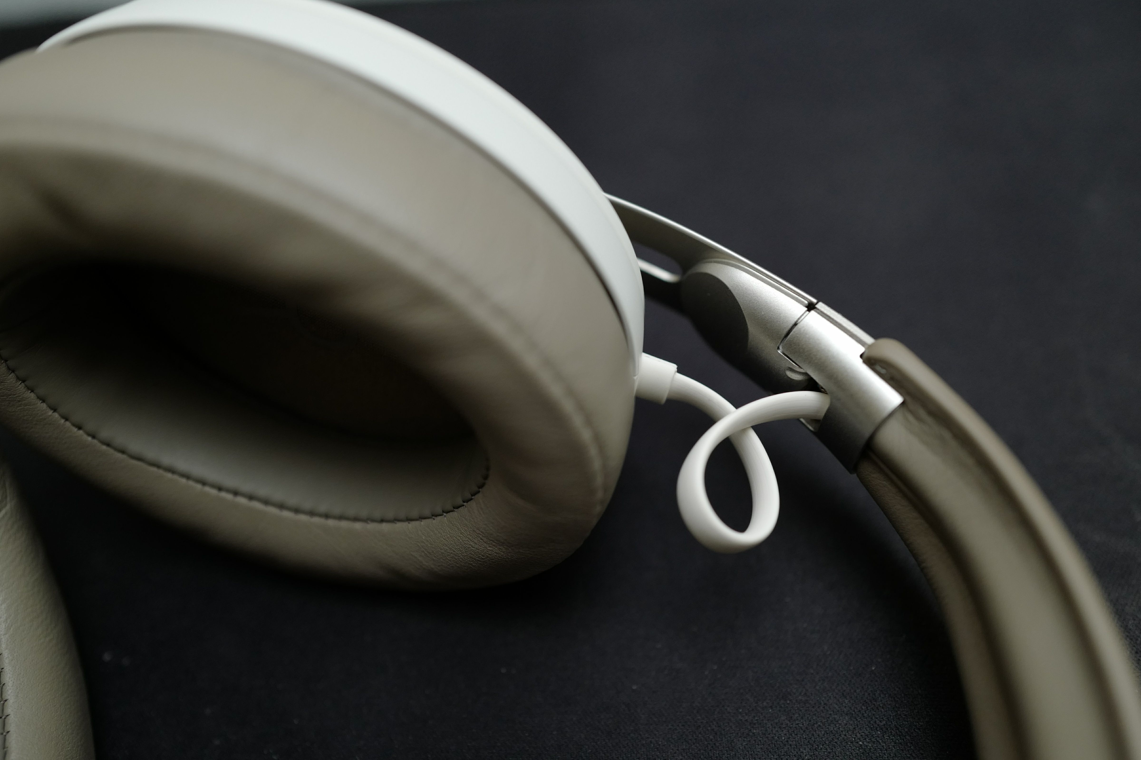 森海塞尔和索尼降噪耳机,森海塞尔和索尼降噪耳机哪个好