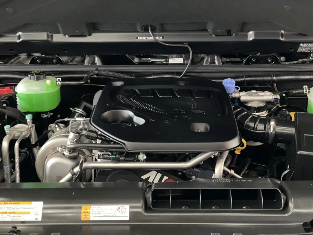 21款bj40刀锋英雄柴油版用车感受,bj40刀锋英雄柴油版白色真实感受