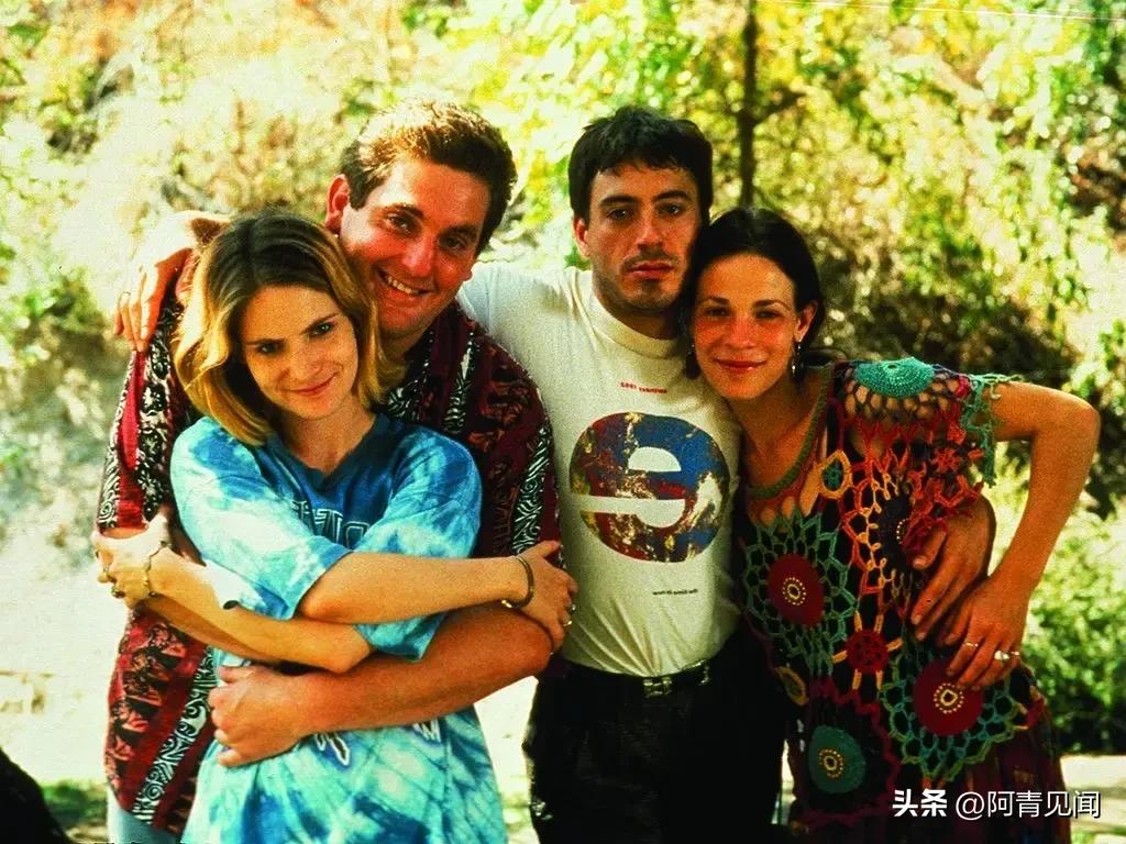 朱丽安摩尔老片,朱丽安摩尔最美图片