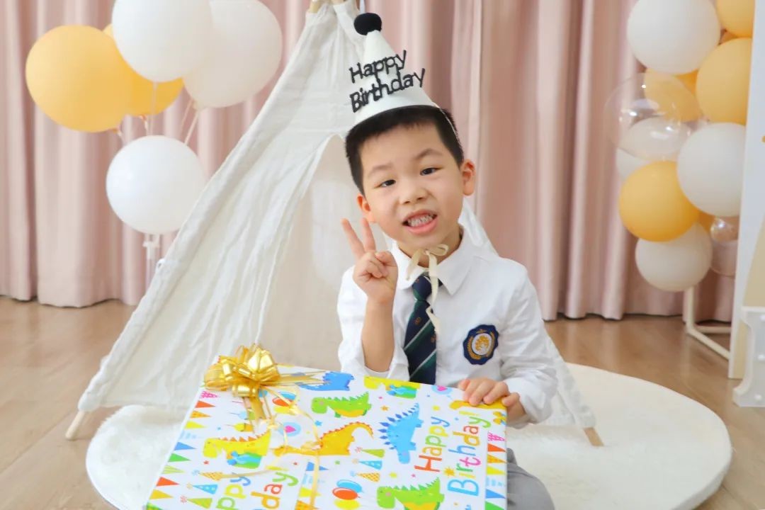 蒙氏幼儿园生日会,蒙氏幼儿园周年庆