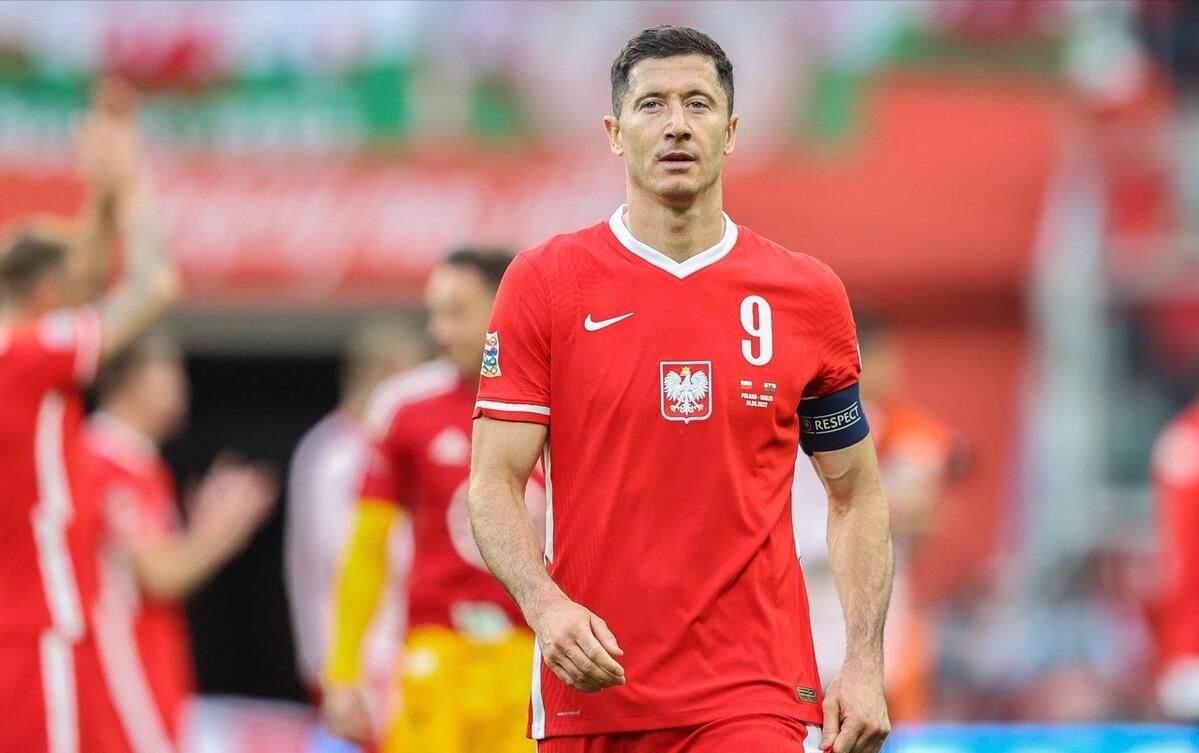 拜仁慕尼黑马内年薪,拜仁慕尼黑身价2021