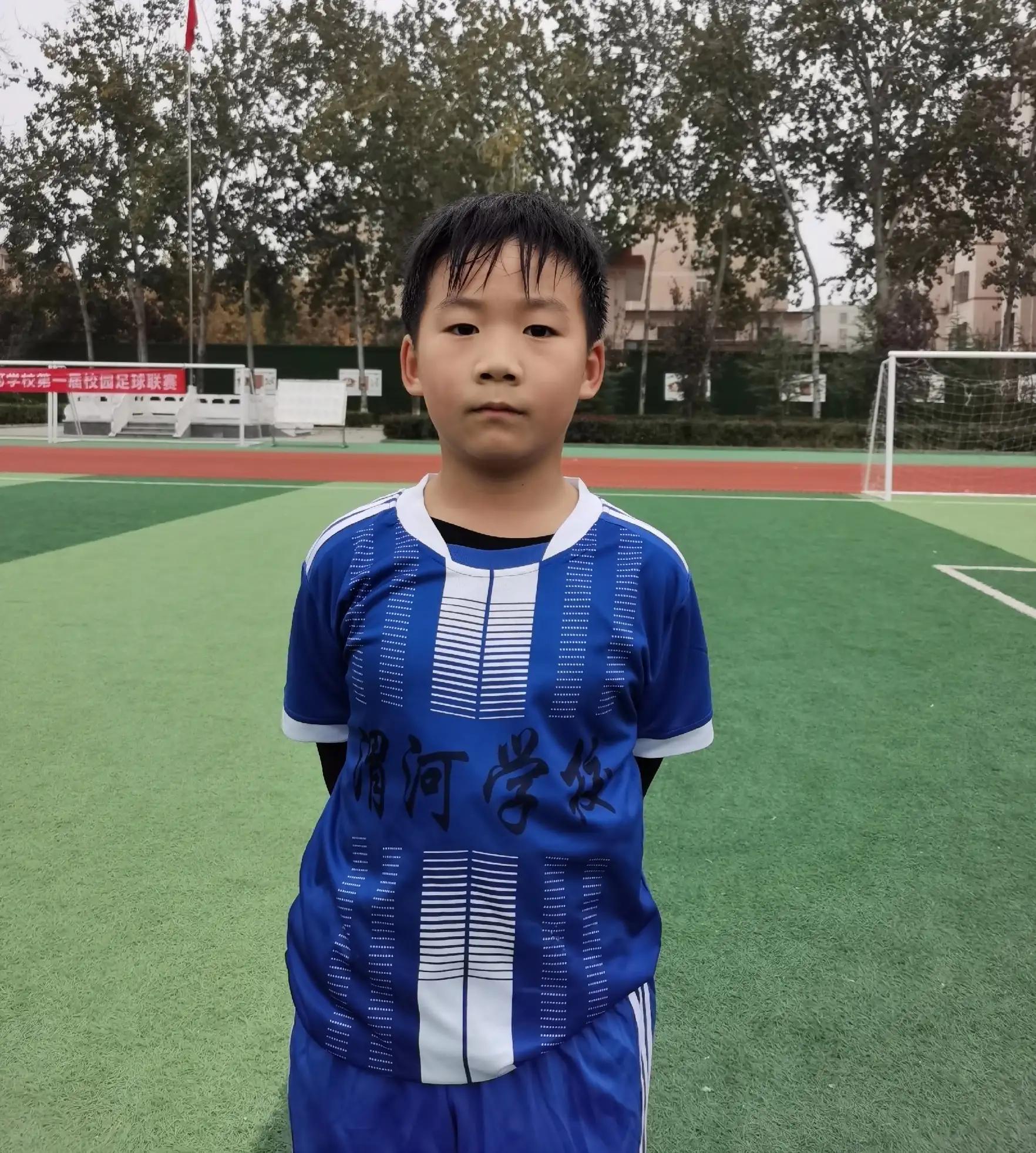 激情飞扬现活力绿茵赛场展风采,绿茵场激情燃烧