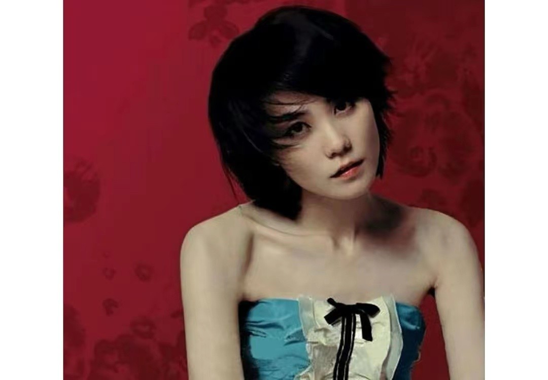 王菲和谢霆锋张柏芝的情史,李亚鹏与王菲现在的情史