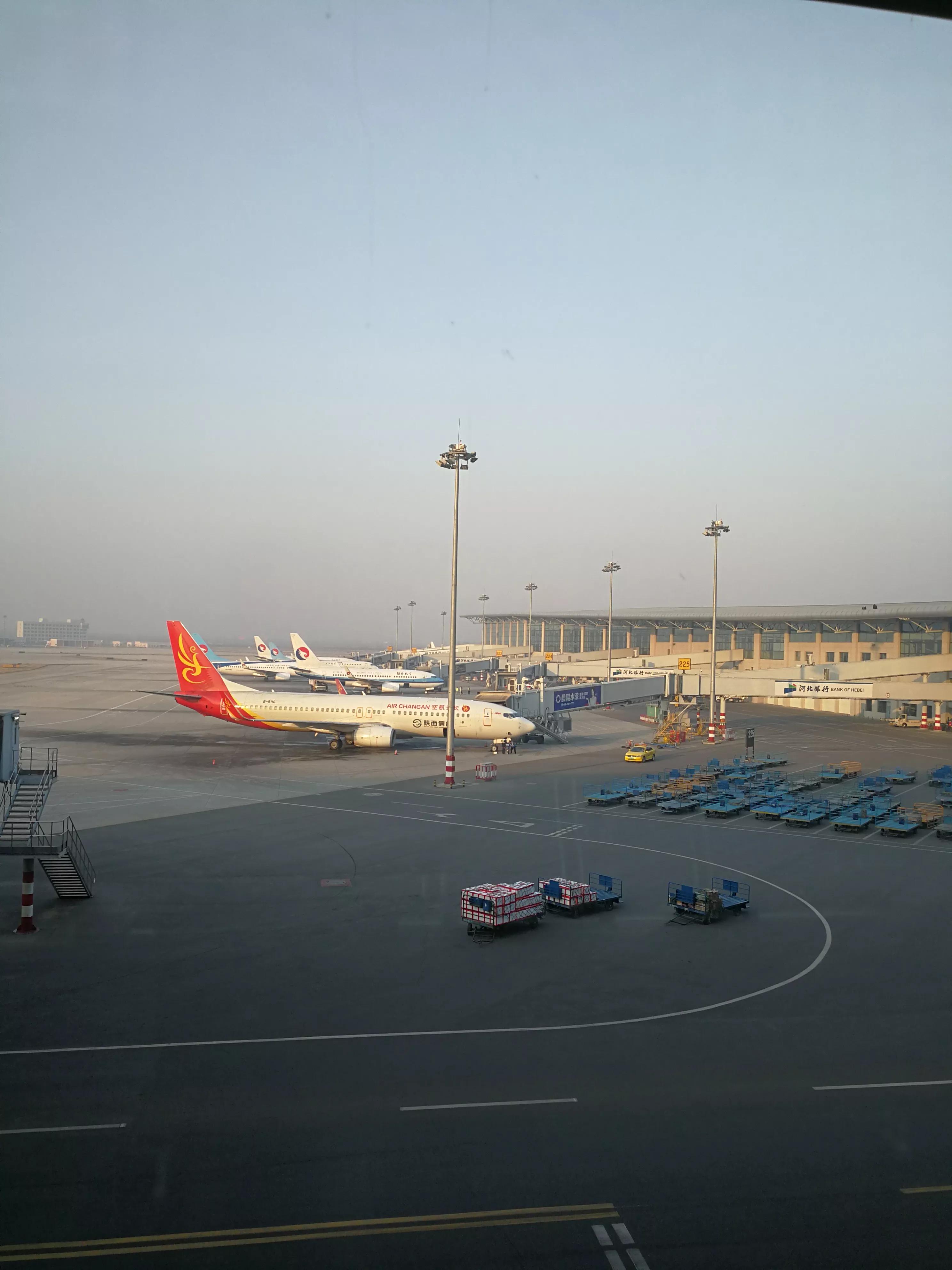 飞机突然坠毁一般什么原因,飞机到底是什么原因导致坠机的