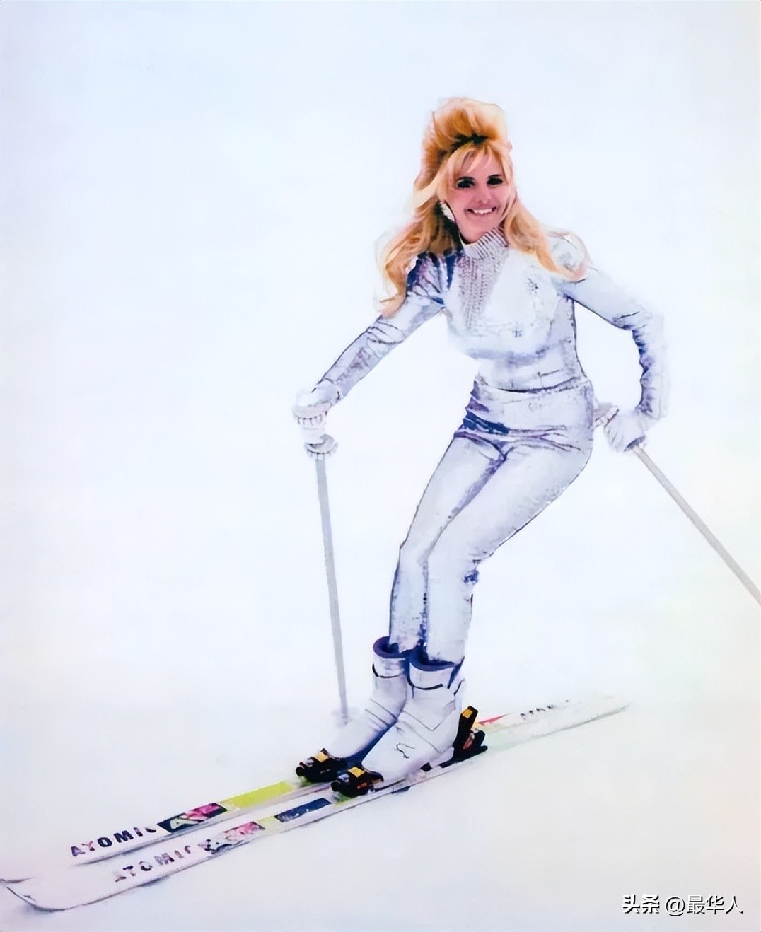 相爱相杀几十年，特朗普把他的前妻，葬在了高尔夫球场