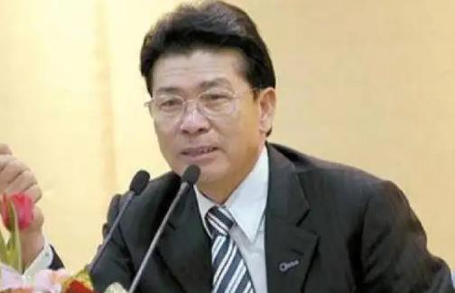 广东何享健豪宅,何享健家族财产