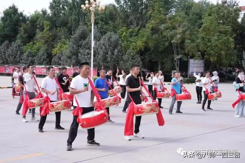 一四三团威风锣鼓队稳步第一阶段迈向新征程