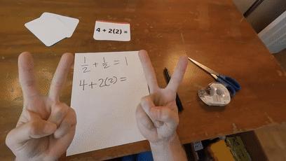 4+4怎么样才能等于四,4+4是不是等于八