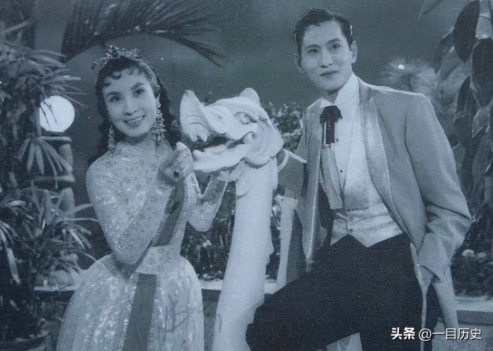 1941年日军攻打香港，香港沦为炼狱，女星梅绮新婚之夜遭日军轮奸