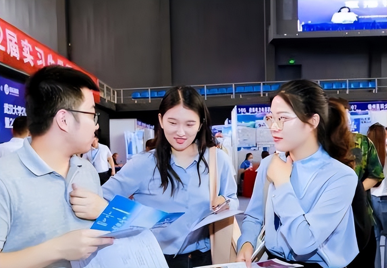 2024年高考女生报考什么专业好,2024年理科女生报什么专业好