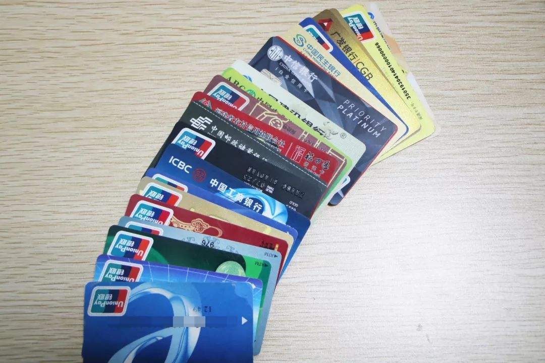 三类银行账户被注销,银行卡涉案注销了不能办卡怎么办