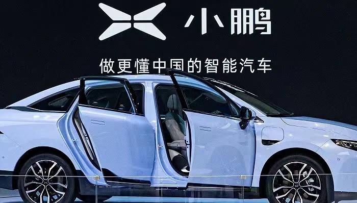 半年血亏44亿！被特斯拉“霸凌”的中国车企，开始卖惨了