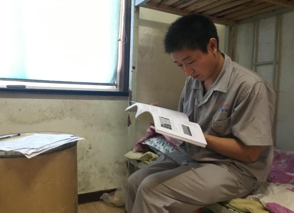 快递小子余建春,余建春快递