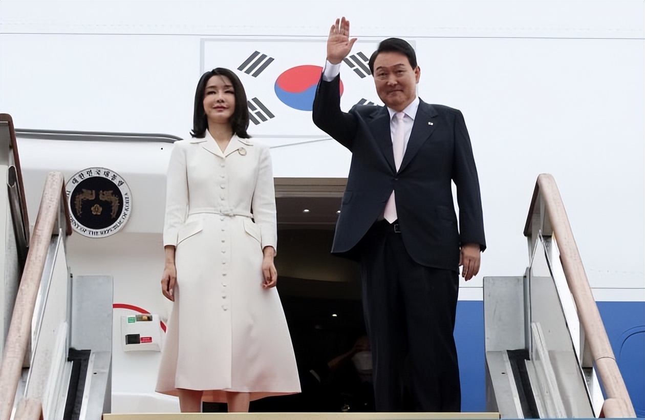 金建希西班牙,金建希连衣裙穿搭