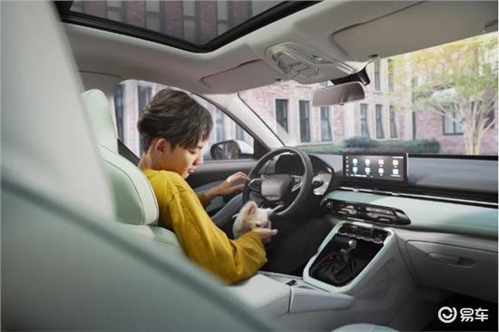 新宝骏rs-3空间,超运动小型suv