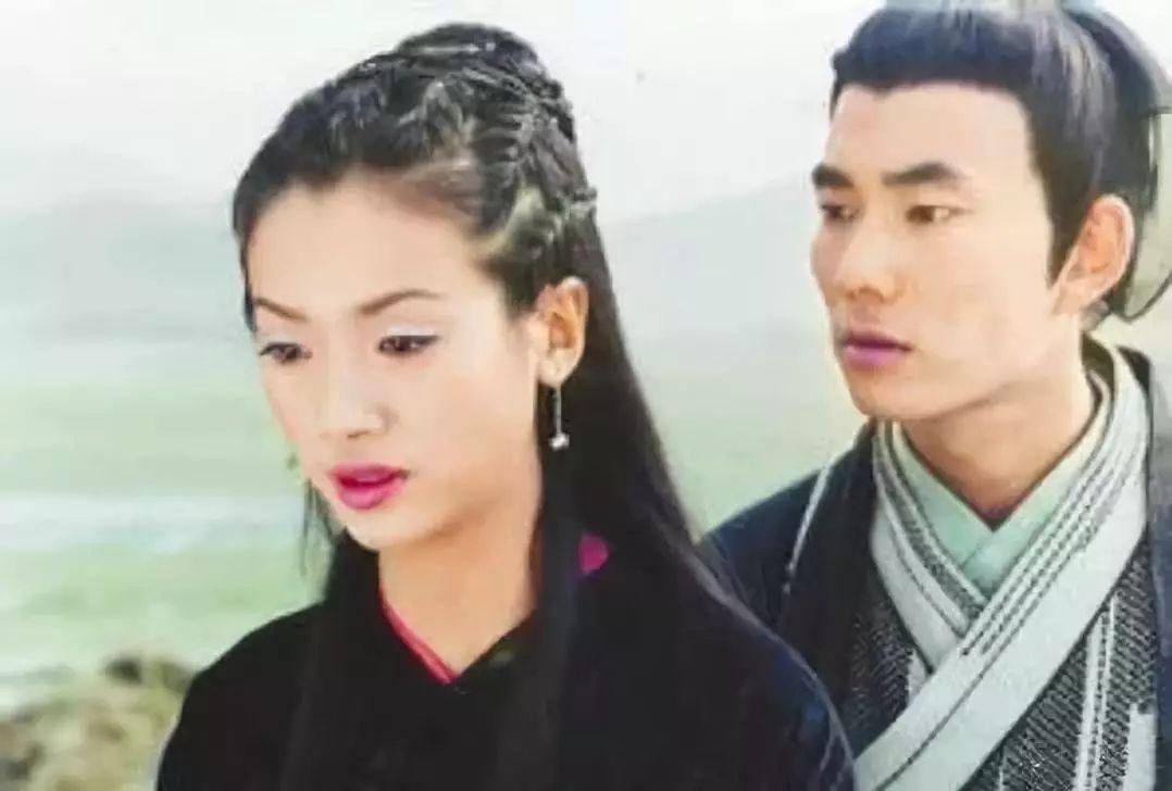 金庸武侠歌曲经典老歌带歌词,70年代金庸经典武侠歌曲