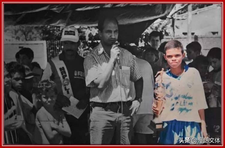 佩佩c罗扛过葡萄牙10年,c罗身边佩佩马塞洛