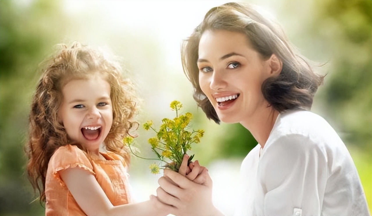 女孩初次例假在多大年龄,女孩第一次例假黄金年龄