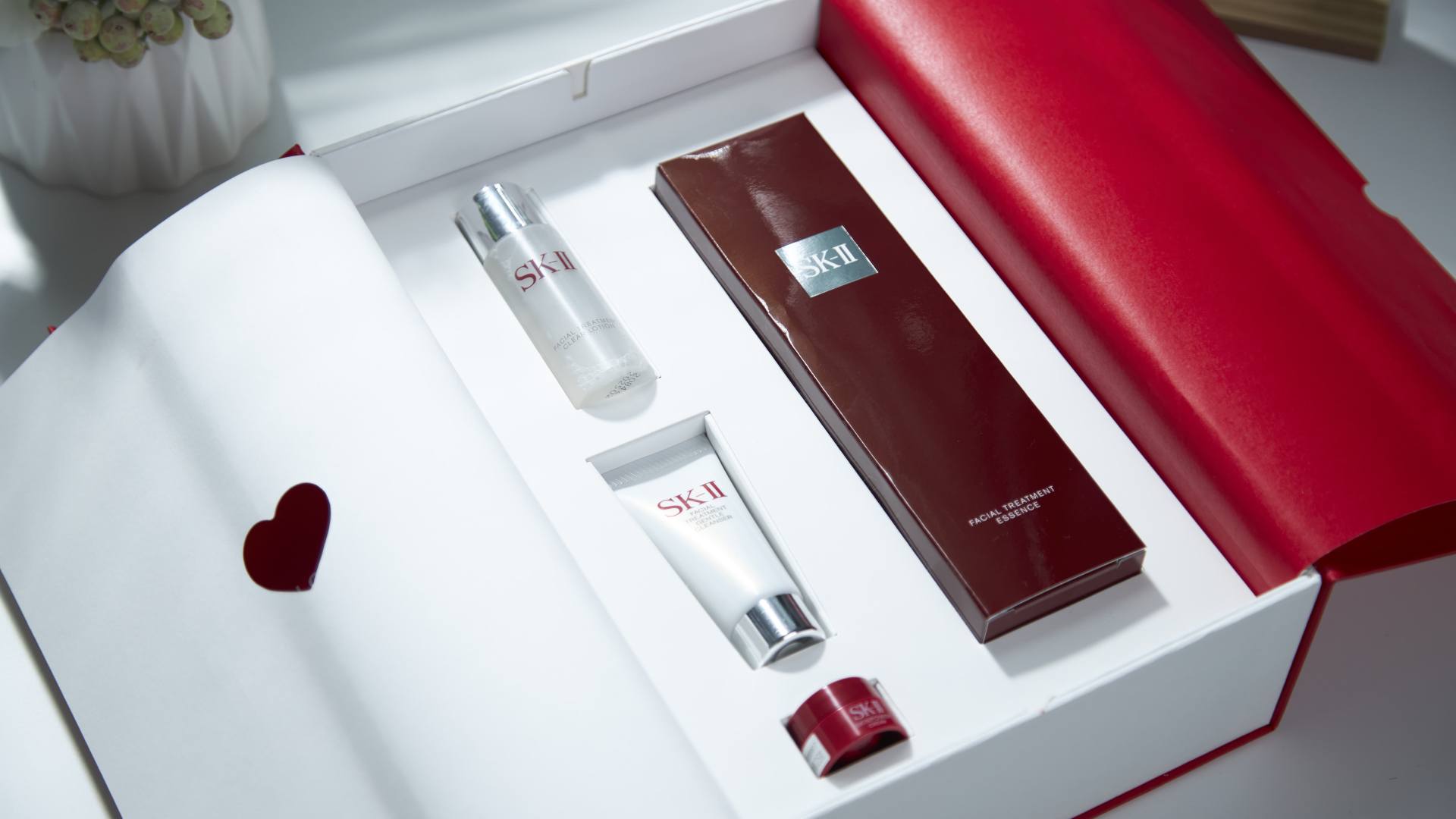 护肤品sk2神仙水有效果吗,秋季护肤品sk2神仙水的功效