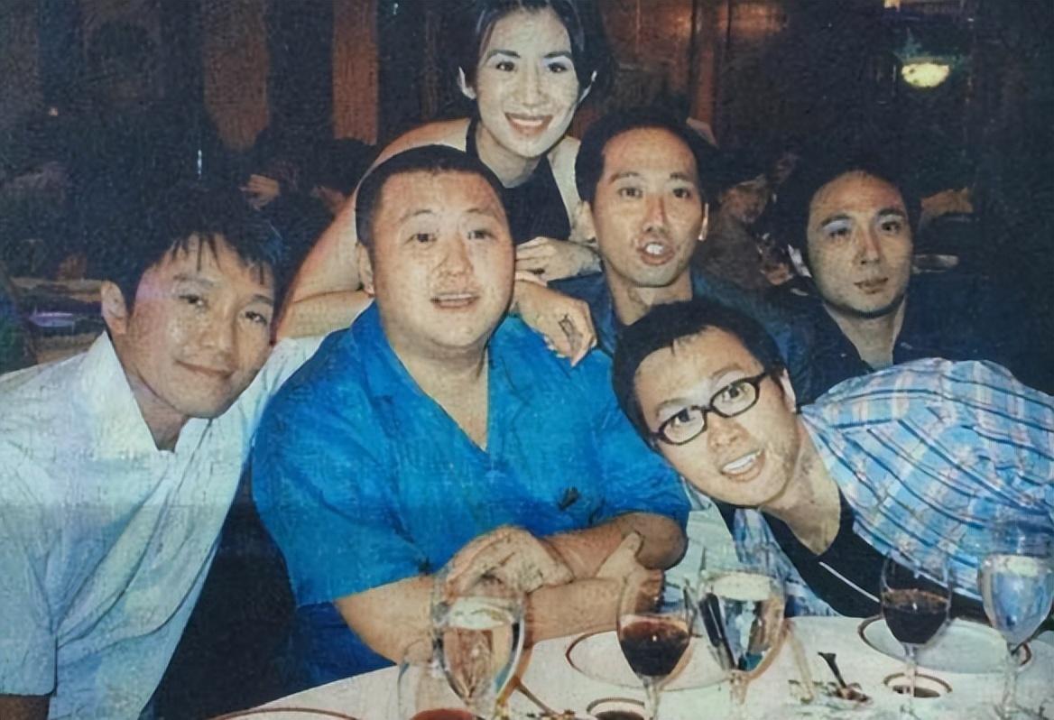 周星驰巅峰之作喜剧之王经典片段,香港第一喜剧之王是谁