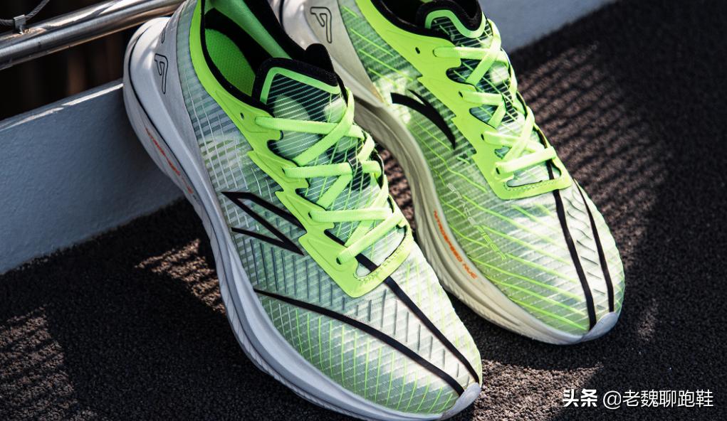 国产安踏跑鞋评测,361安踏和特步哪种鞋子比较耐穿