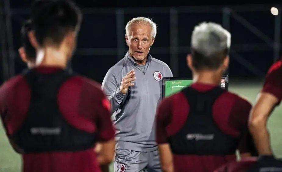 2019东亚杯中国男足vs香港,东亚杯男足中国vs日本输赢