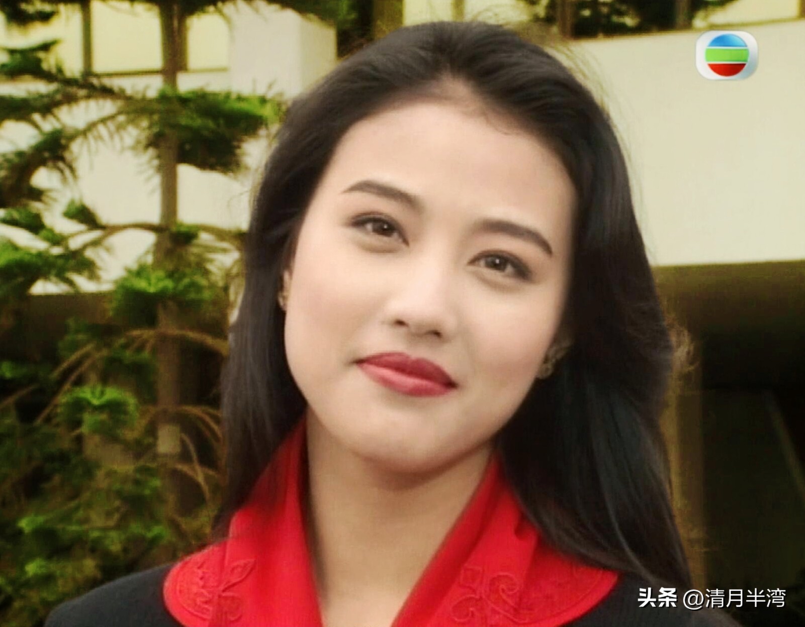 9位眉目含情“桃花眼”女星，顾盼之间皆风情，美得让人移不开眼