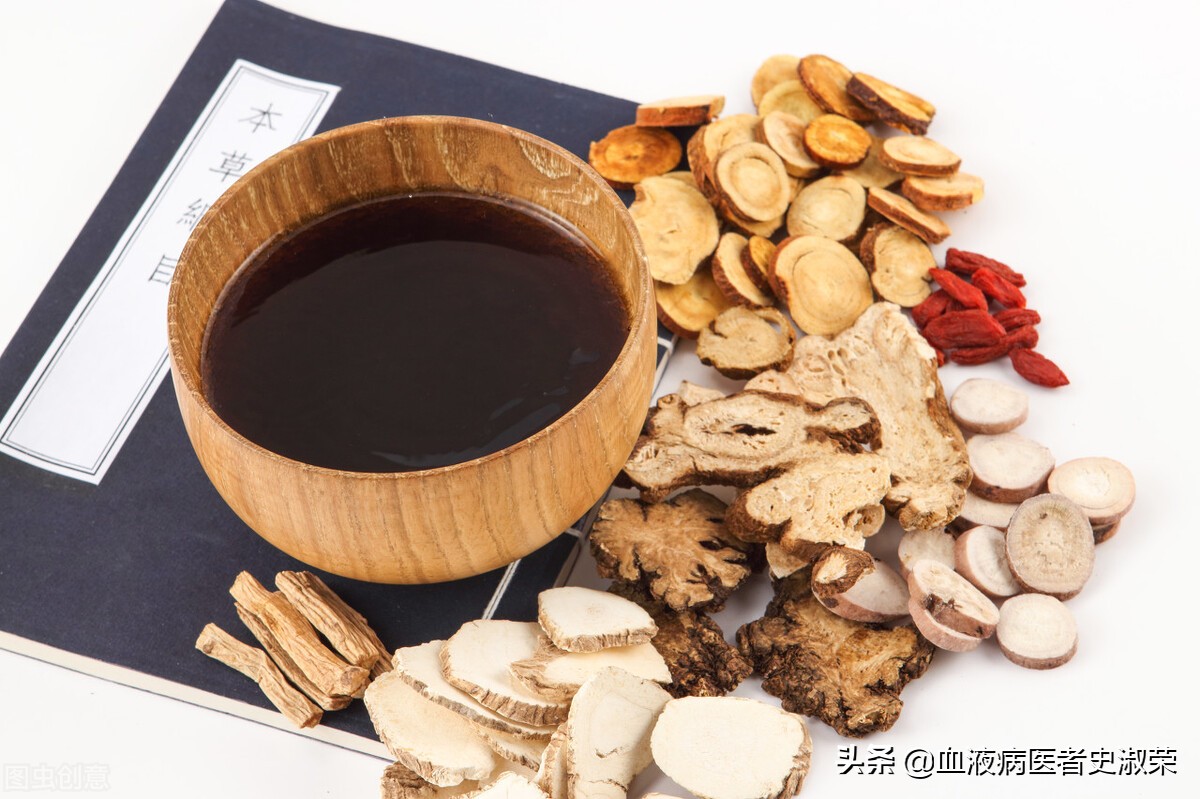 过敏性紫癜喝中药肚子胀疼怎么办,过敏性紫癜吃中药期间反复起红点