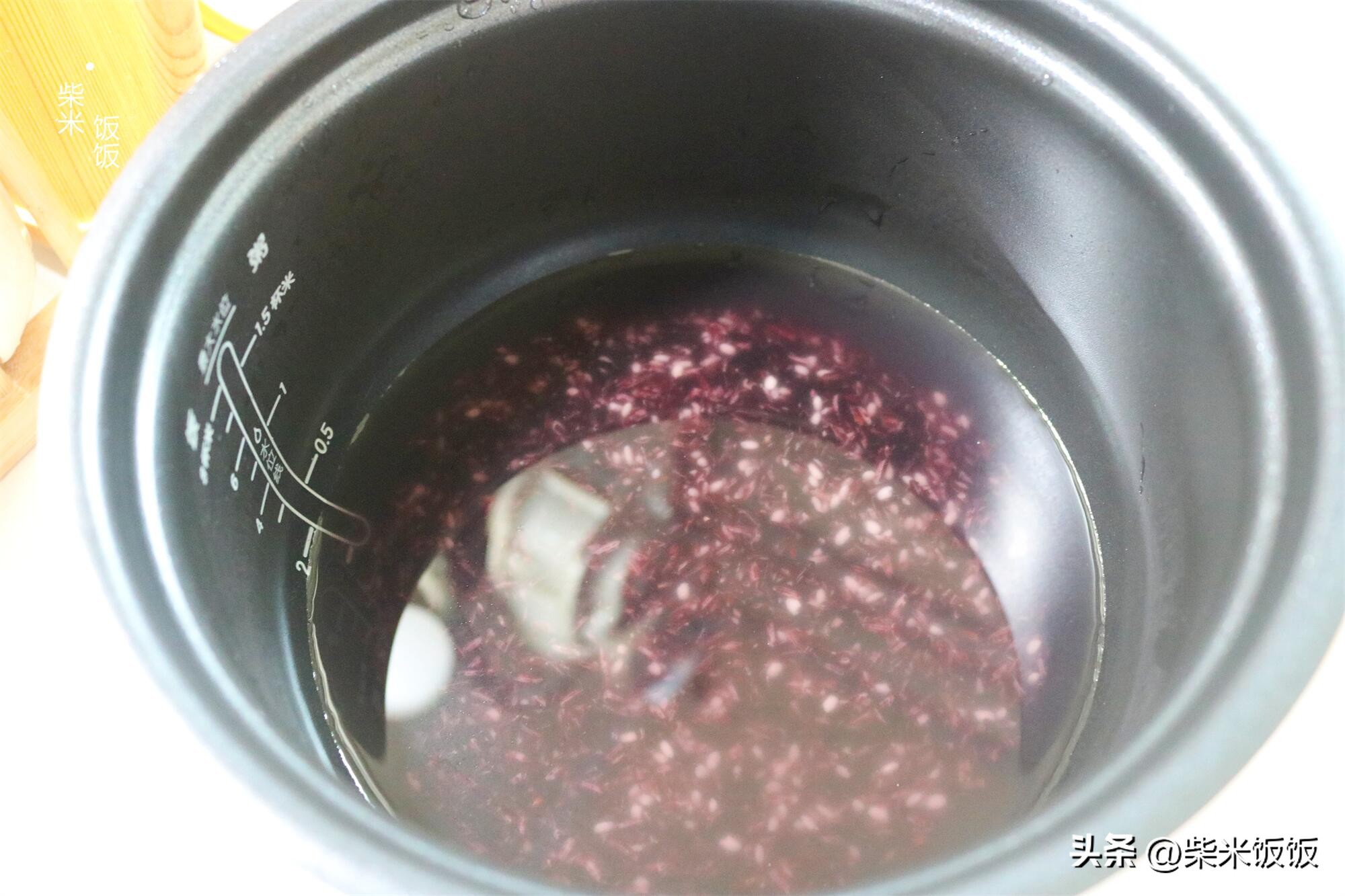 外面酥酥的里面糯糯的紫米饼做法,怎么才能做出酥脆入口即化的米饼