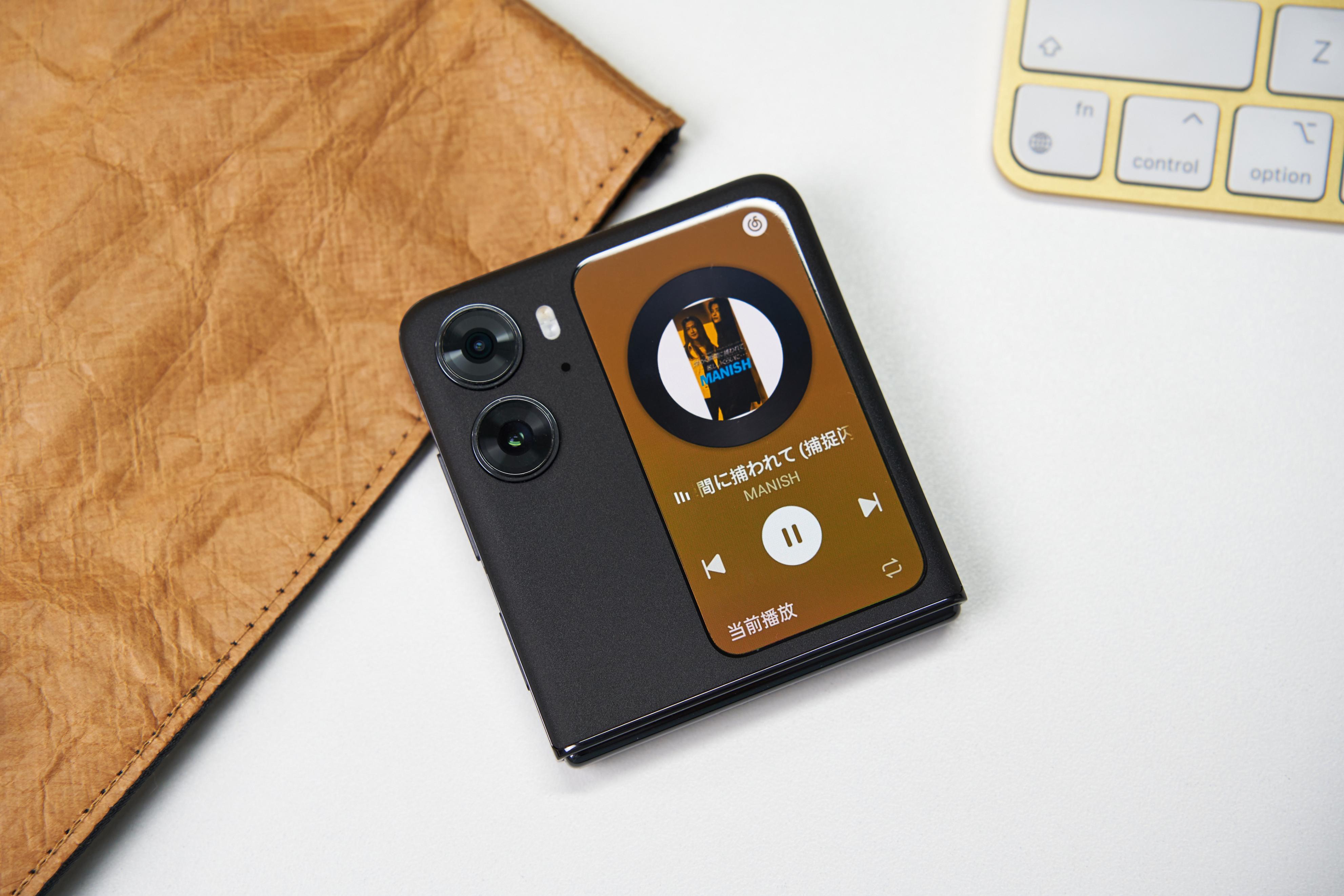 oppofindn2flip小屏能玩抖音吗,oppofindn3分屏玩游戏刷抖音