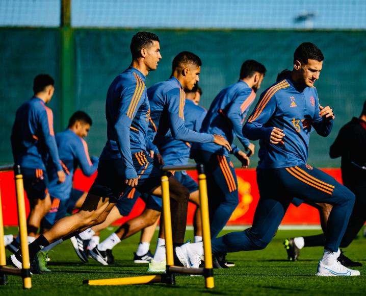 英超焦点战曼联vs热刺首发名单,英超曼联主场平切尔西