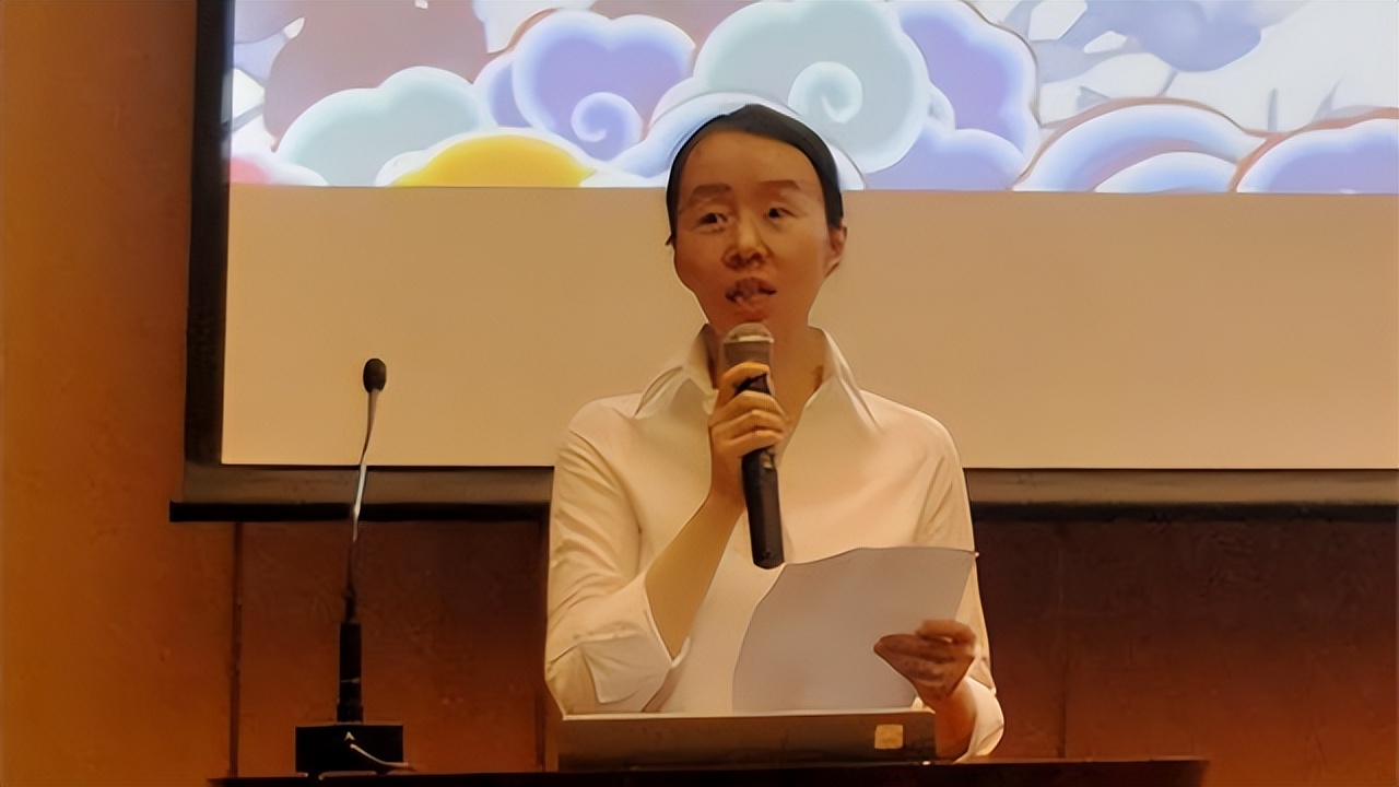 神秘女首富被查！背靠十大烟厂身价几百亿，从不对人透露发家史