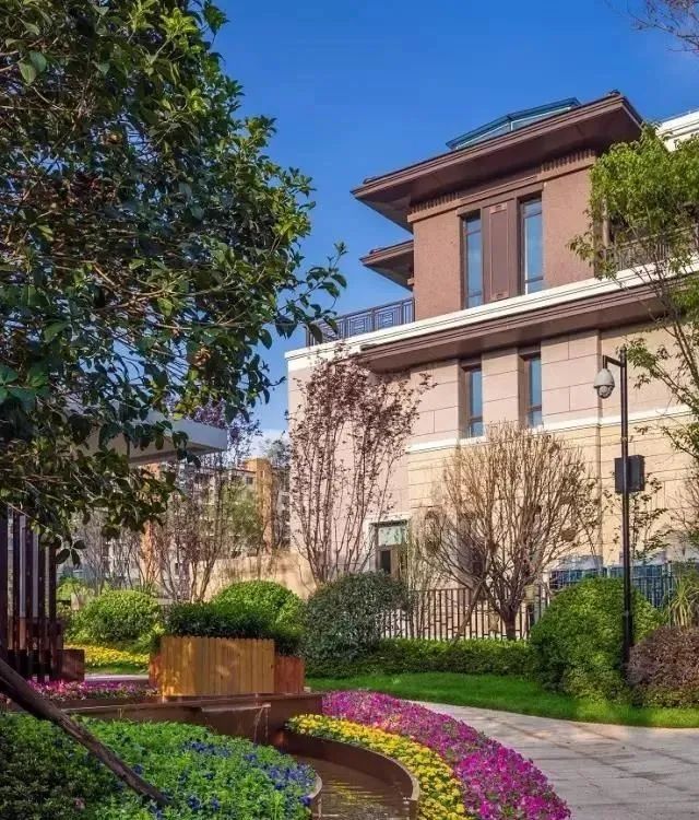 中大国际顶楼二手房,西安中大国际大平层房价