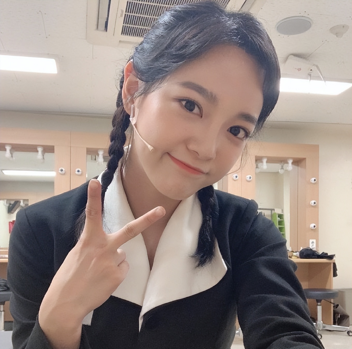 韩娱没救了！韩星、韩团、韩国网红纷纷暴露本性，还在拼命买热搜