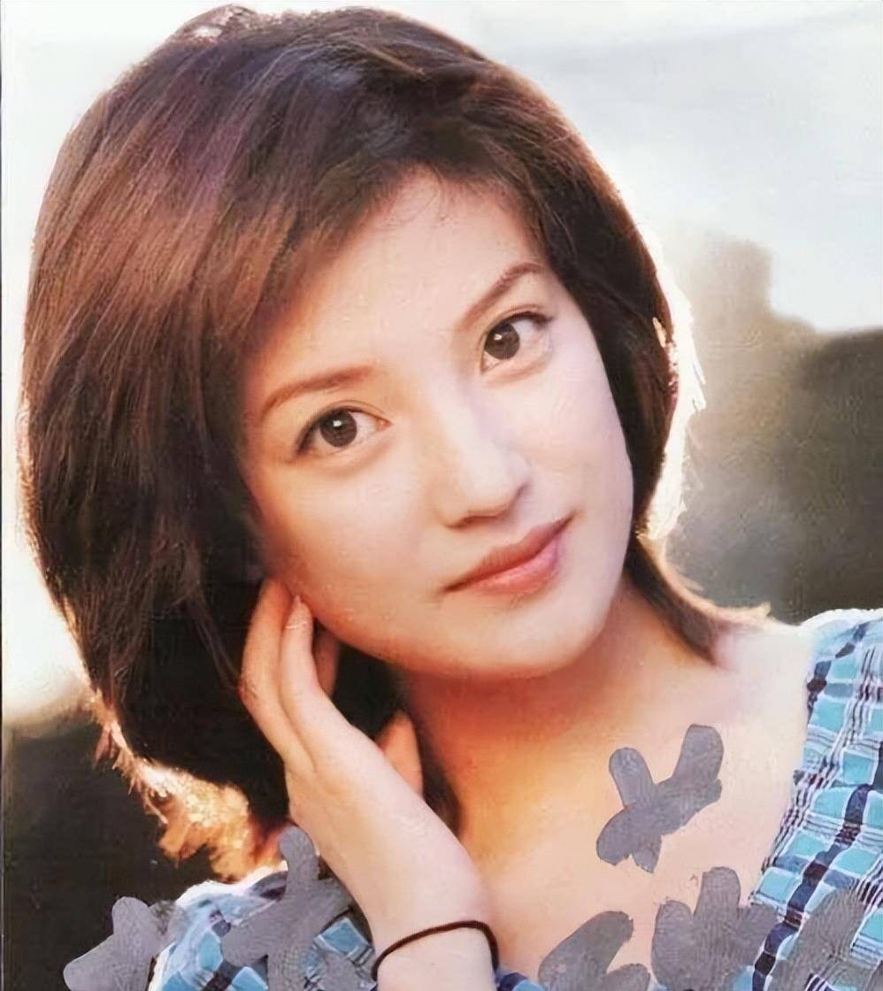 顶风作案！赵薇的恶行不止亲日辱华，现如今原形毕露下场大快人心