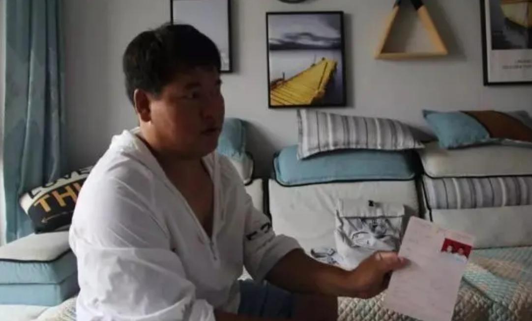 他蹲监26年获赔460万，花百万娶小22岁娇妻后，又闪离：她太图钱