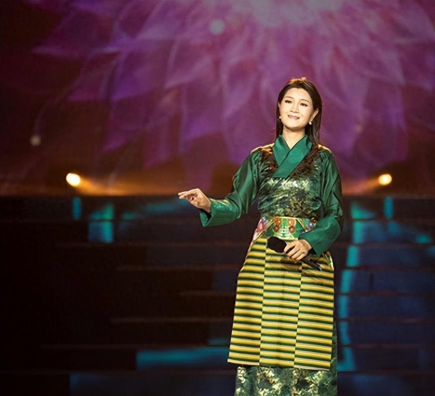 歌手降央卓玛现状,降央卓玛生了几个娃